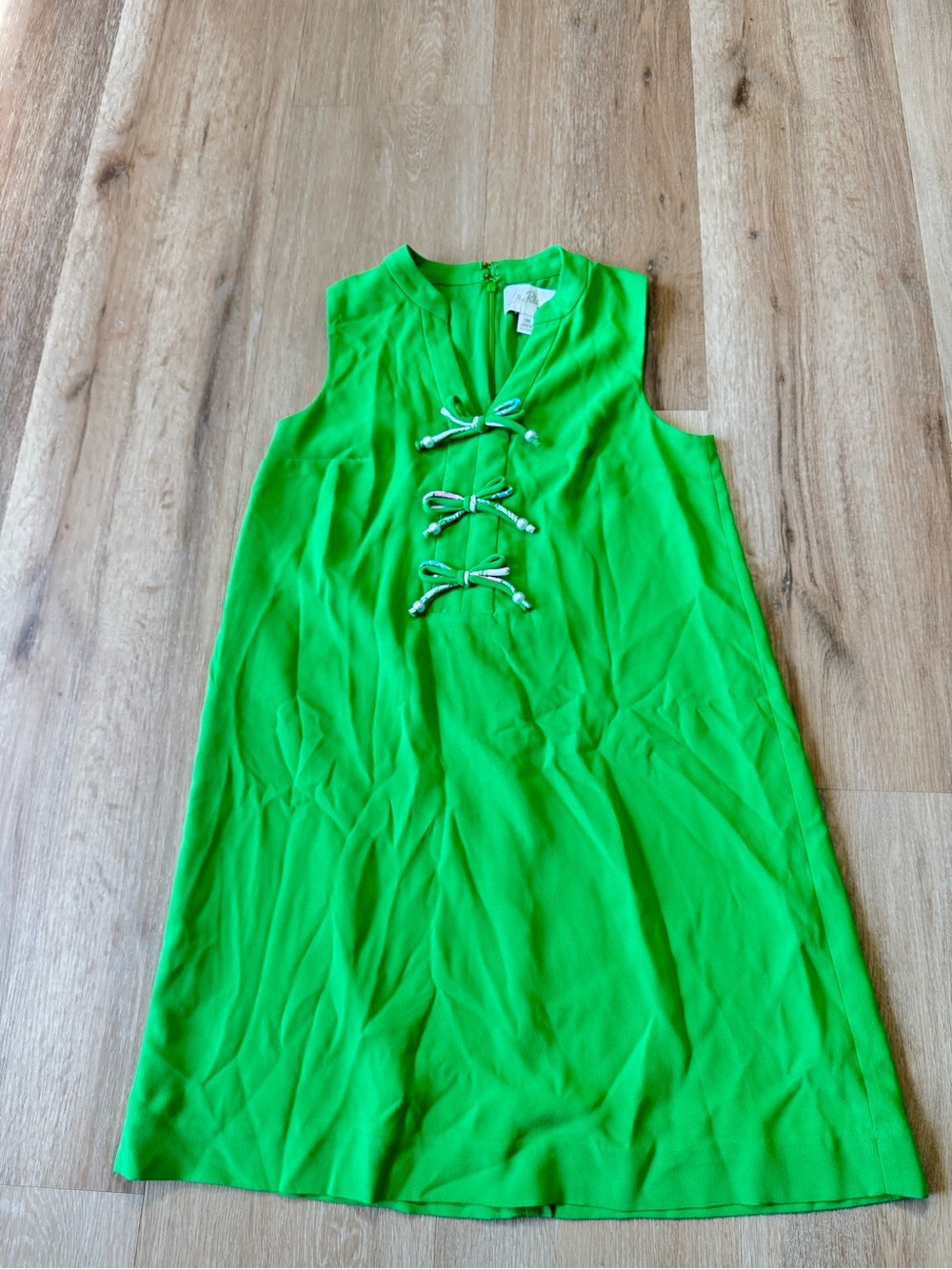 Lilly Pulitzer Kelly Green Sleeveless Bow-Front Swim Coverup - Picture 2 of 8